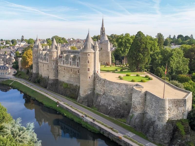 Maison Josselin Proche Chateau Bagian luar foto